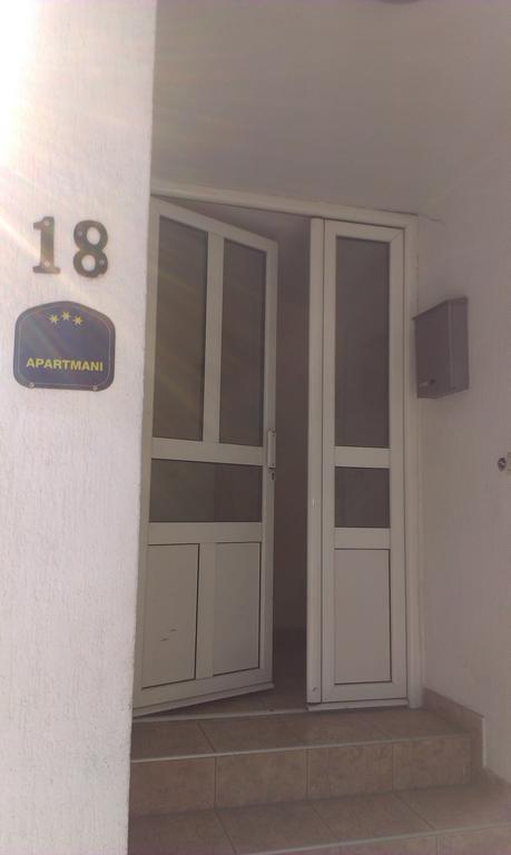 Apartmani Ilic Χέρτσεγκ Νόβι Εξωτερικό φωτογραφία